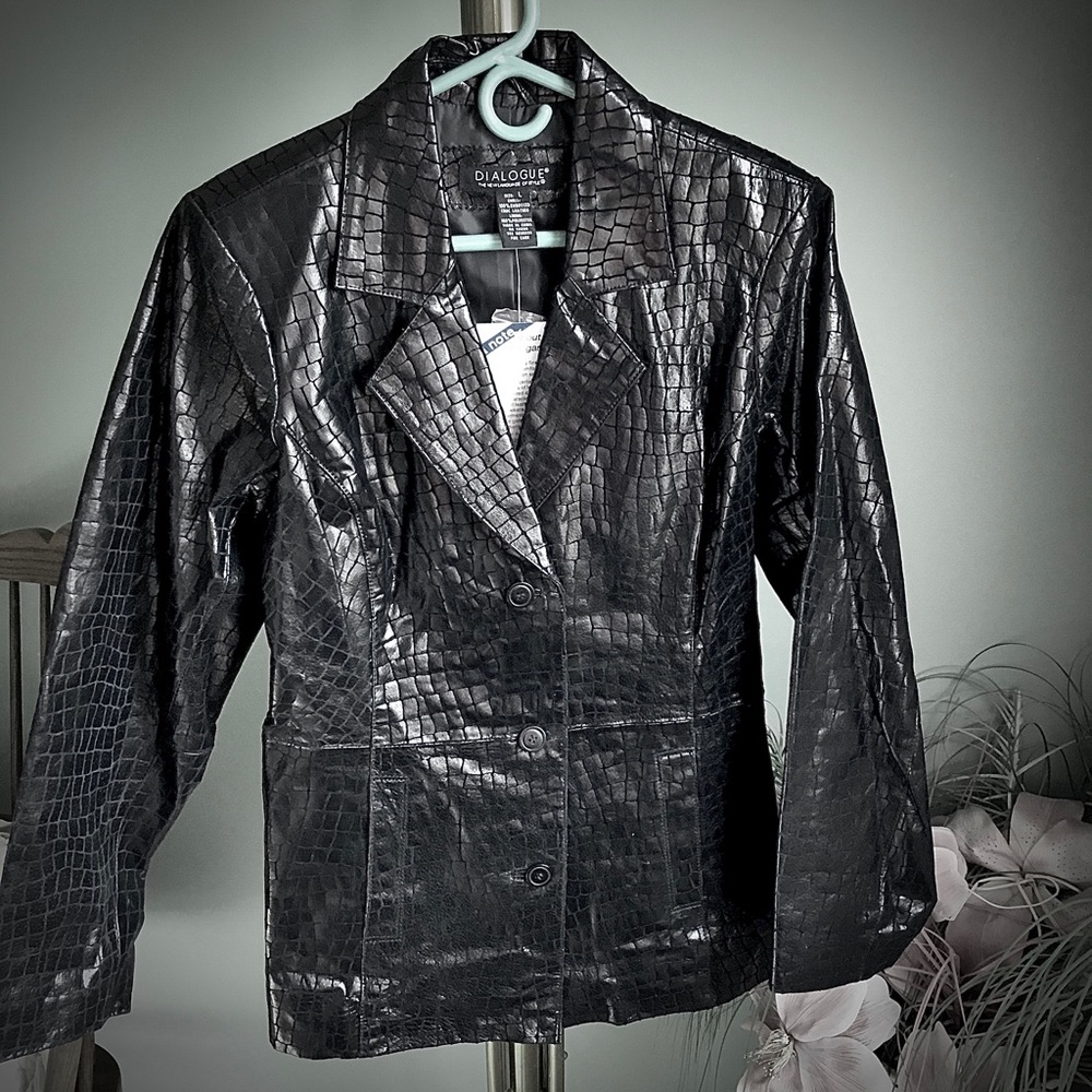 Ladies Black Embossed Croc Leather Blazer Jacket - Size L - NWT